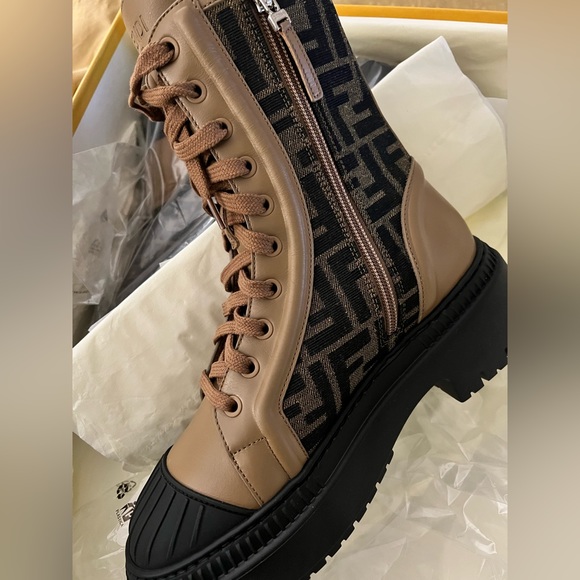 Fendi Biker Boots size 37 (US 7) - Picture 1 of 8